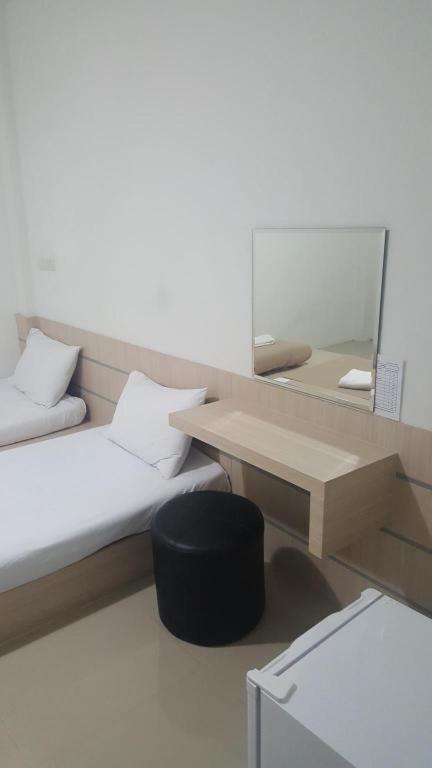 Cheaper Room Surat Thani Ngoại thất bức ảnh